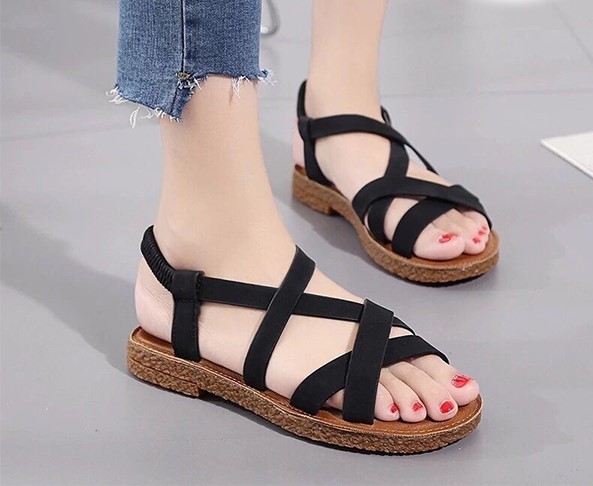 Những trend giày sandal hot nhất năm 2019